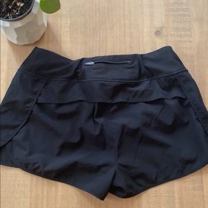 Workout shorts, size medium